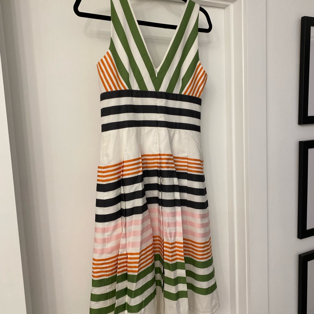 Kay Unger Size 6
